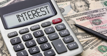 How to calculate loan interest